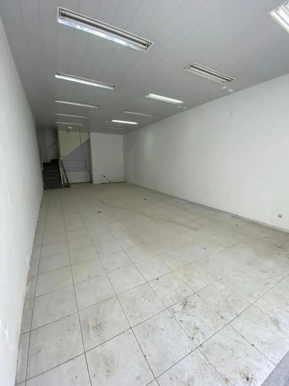 Loja térrea disponível para locação no Centro de Curitiba - Foto 4