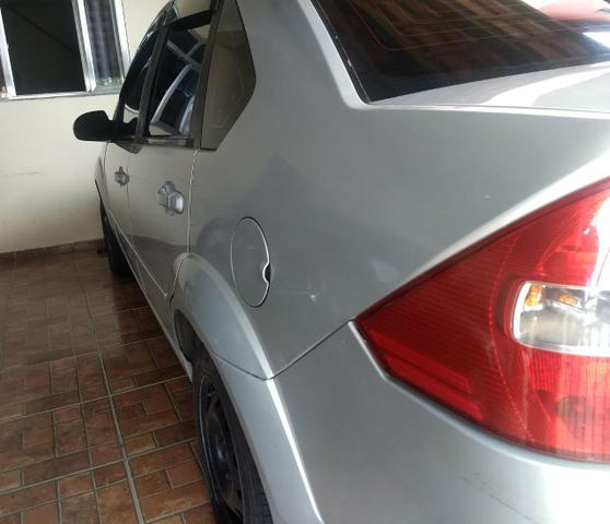 Ford Fiesta Sedan 2008 - Foto 2
