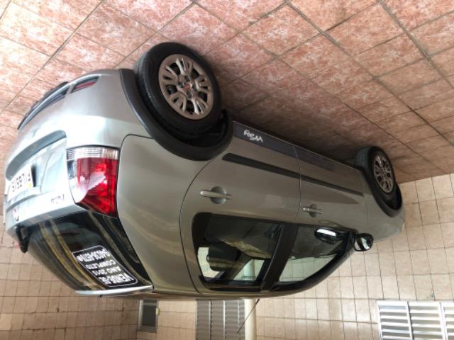 Fiat Palio 2015 impecável - Foto 7
