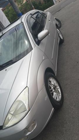 Vendo ou troco focus 2001 - Foto 3