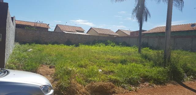Vendo 2 lotes 225m2 (cada) quitado no Residencial Morumbi - Goianira - 90.000,00