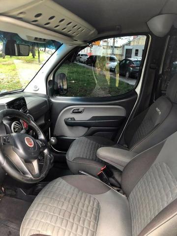Doblo Adventure 1.8 Completa C/Kit GNV - Black Friday continua - Foto 6