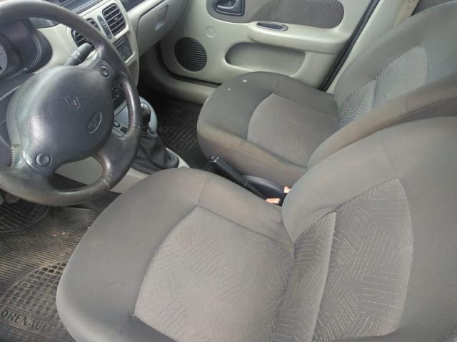 Renault clio sedan privilege 1.6 16v completo 2004 - Foto 7