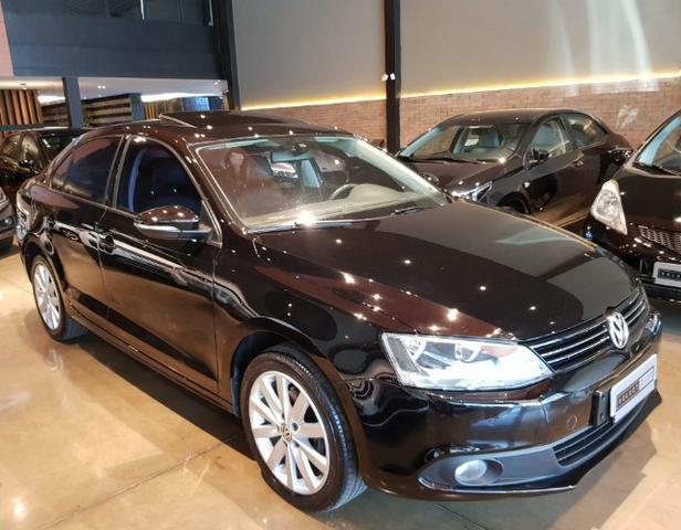 VW - Jetta Com Teto Solar - Foto 3