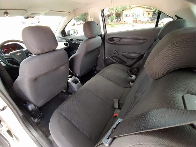 Oportunidade!! Onix Joy 2016/2017,motor 1.0 ,câmbio manual 6 marchas . Carro de mulher - Foto 13