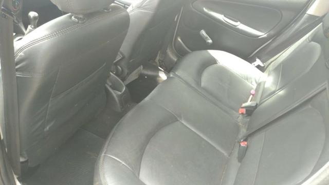Peugeot 206 ano 2001