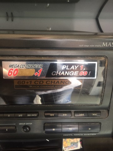 Disqueteira Technics 60 cds - Foto 4