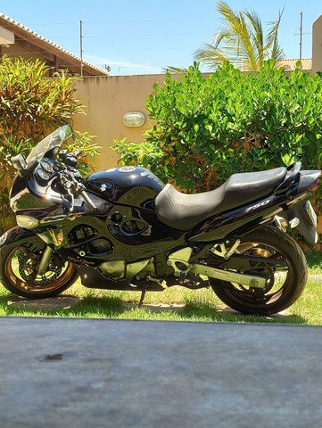 SUZUKI GSX750F
