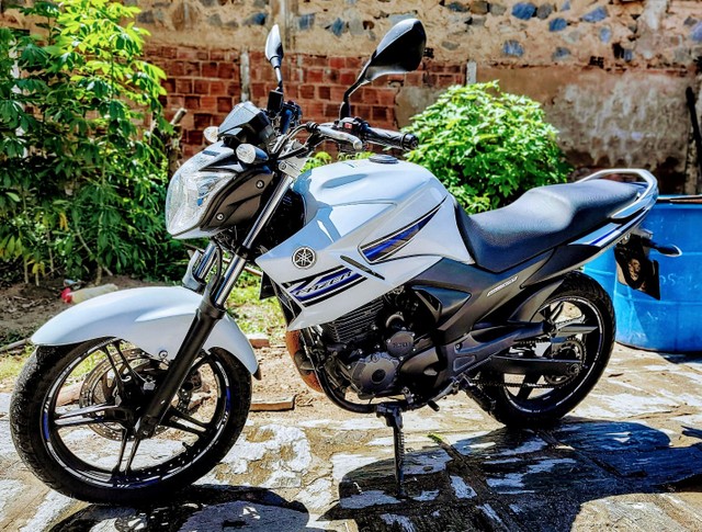 FAZER 250 / ANO 2014