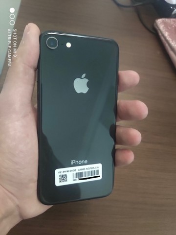 iPhone 8 - Sem detalhes 64gb