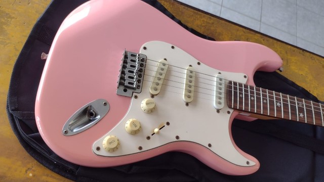 Guitarra Roadstar - Foto 2