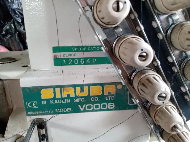 Máquina de costura industrial elastiqueira 12 agulhas siruba seminova