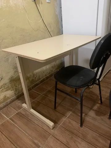 Mesa , cadeira