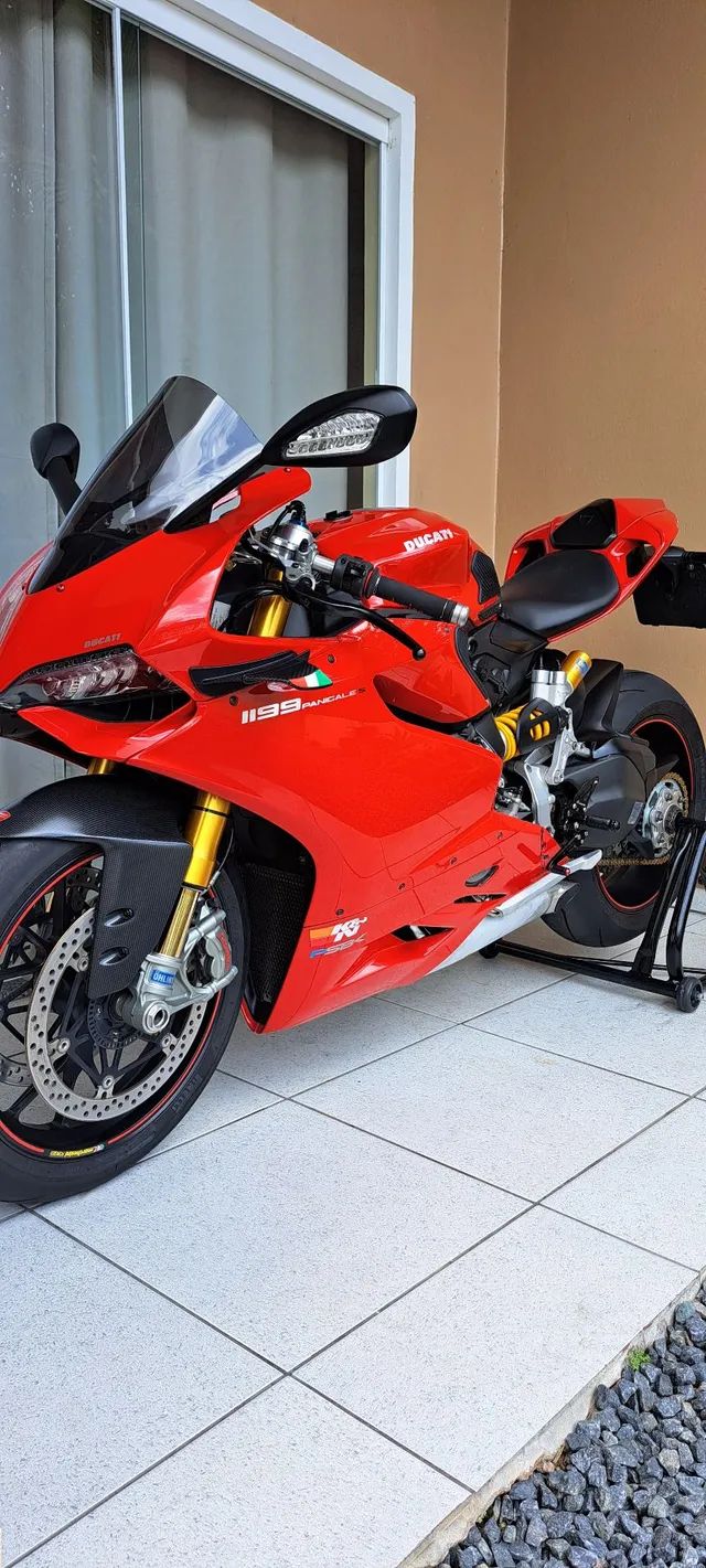 Ducati lança moto esportiva de R$ 700 mil no Brasil