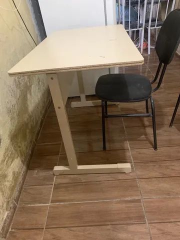Mesa , cadeira