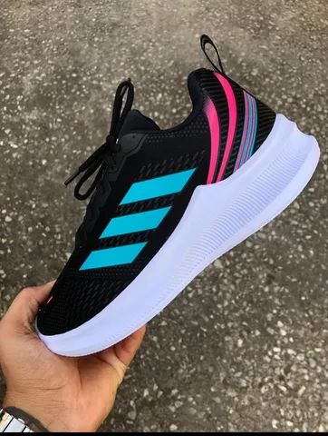 tenis nike e adidas