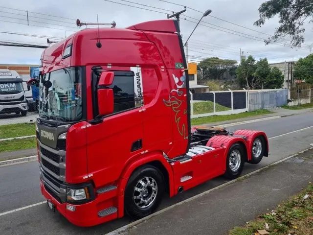 Scania R450 6x2 Highline Ano 21 Euro 5 Farol de teto grade Geladeira Carenagem Lateral  - Foto 2