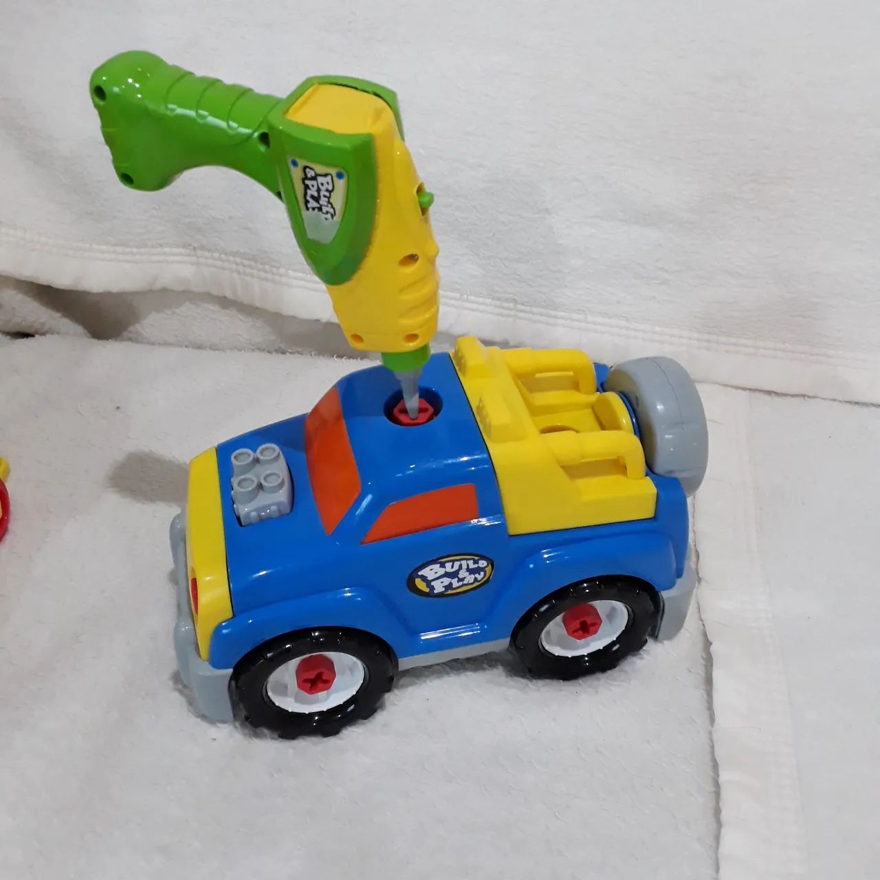 Carro e trem monta e desmonta com parafusadeira elétrica - Foto 3