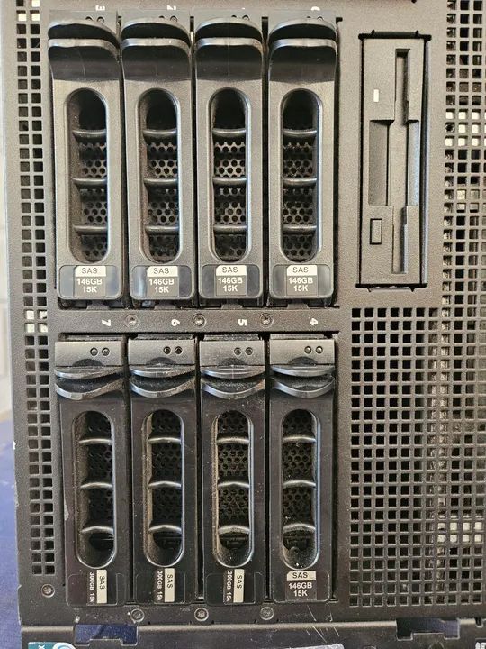 Servidor Dell PowerEdge 2900 - Foto 3