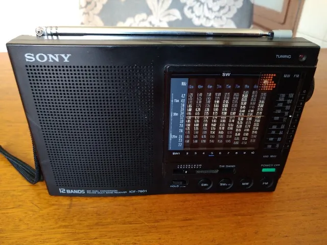 Teste de AM feito no rádio Sony ICF - 306 