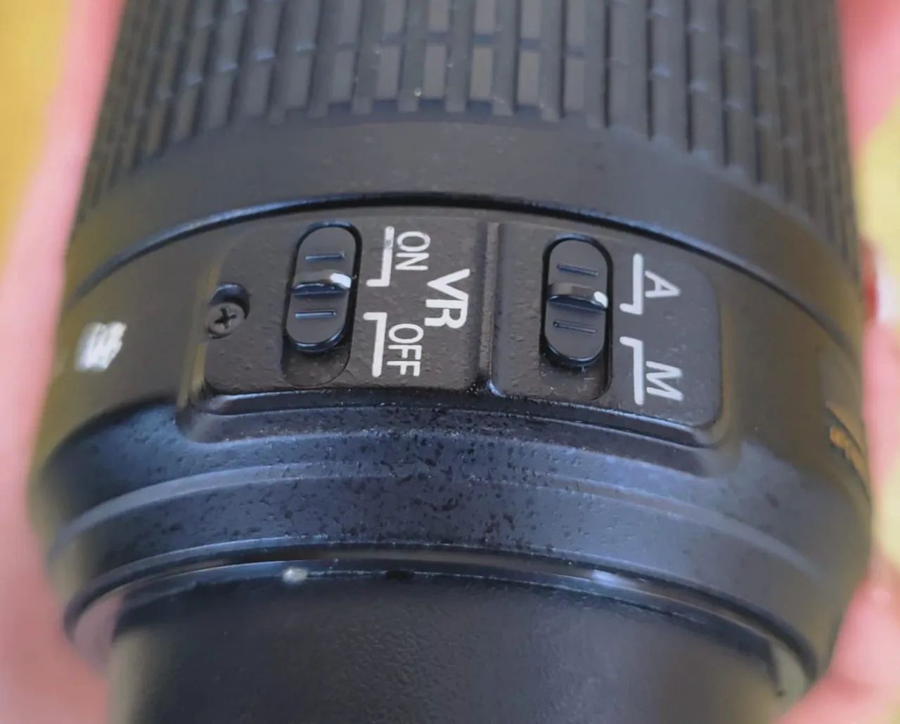 Lente Nikon AF-S Nikkor 55-200mm f/4-5.6G ED DX - Foto 3