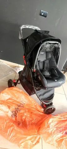 Carrinho de bebê + bebê conforto