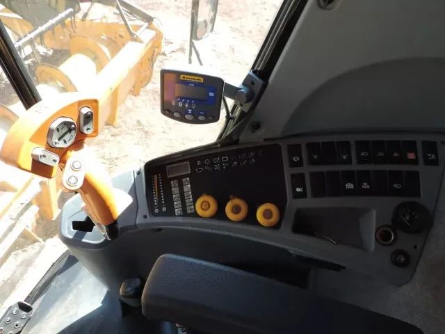 Colheitadeira New Holland Tc5070 - Foto 2