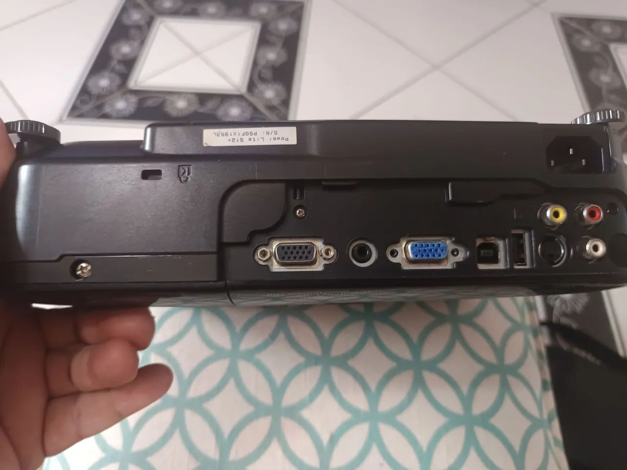 Projetor Epson S12+ Powerlite usado em perfeito estado - Foto 3