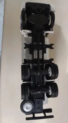 Miniatura Vw Constellation Truck - Tanque Combustível 1:50 (17 cm.) - Foto 2