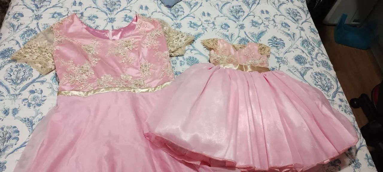Vestidos mãe e filha - Rosa e dourado