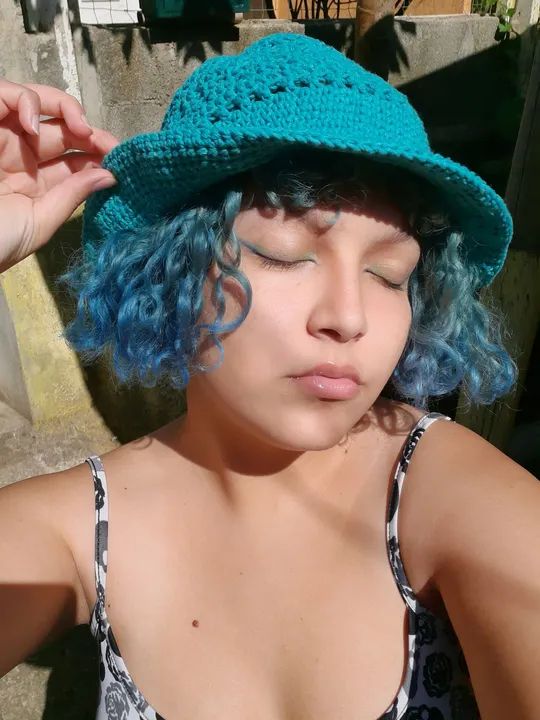 Chapéu de crochê azul turquesa - Foto 3