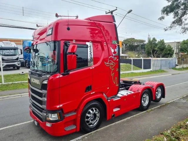 Scania R450 6x2 Highline Ano 21 Euro 5 Farol de teto grade Geladeira Carenagem Lateral  - Foto 3