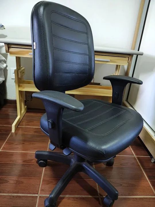 Cadeira Executiva Giratória Internauta Nr17 Ergonômica Preta. - Foto 3