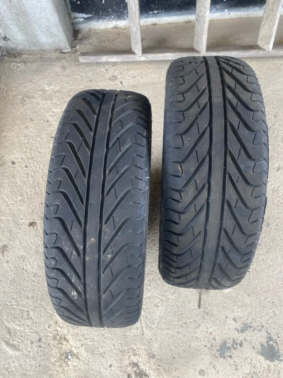Pneus seminovos para carro Remold 195/55 R15