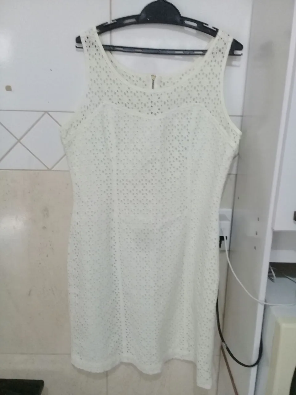 Vestido branco em renda N°40/42