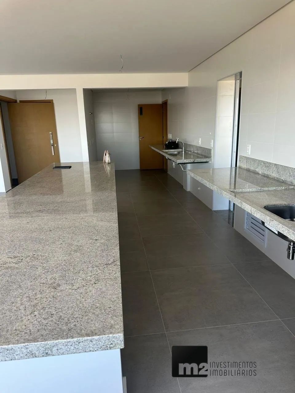 Apartamento no Setor Park Lozandes com 3 quartos - Foto 3