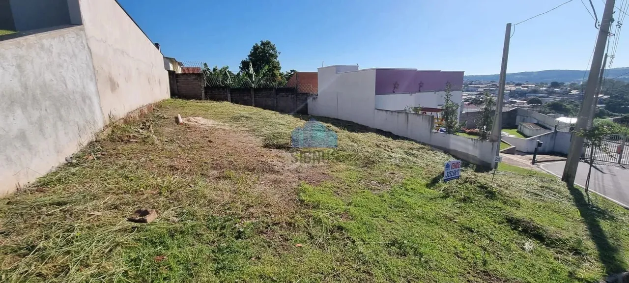 Terreno em Condomínio Fechado em Valinhos 300m²!
