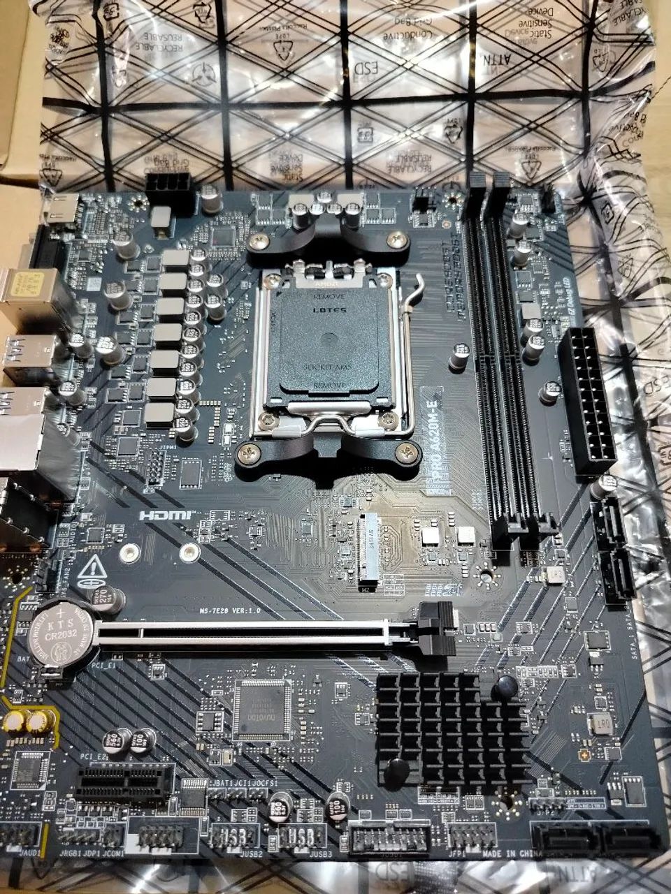 Placa mãe MSI A620M-E + coolerbox original AMD  - Foto 4