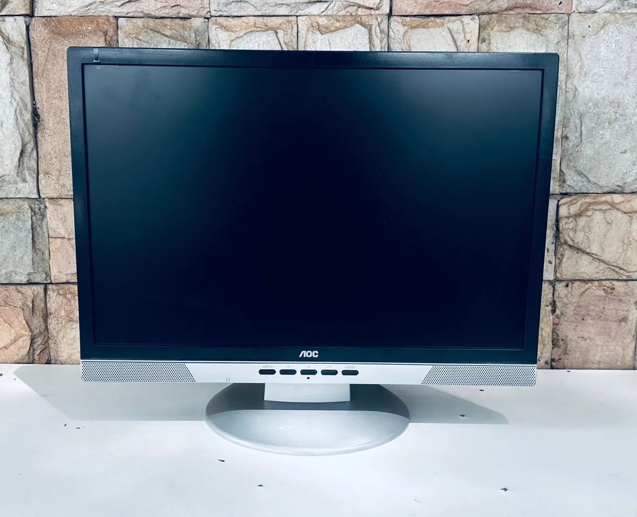 Monitor AOC 19 polegadas - Ótimo estado