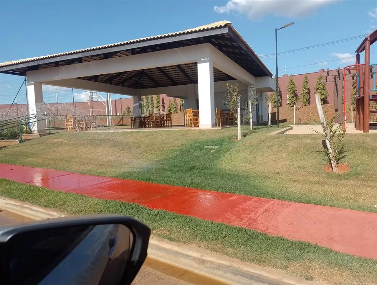 VENDO UM TERRENO 250 MT JARDINS PARMA SENADOR CANEDO - Foto 10