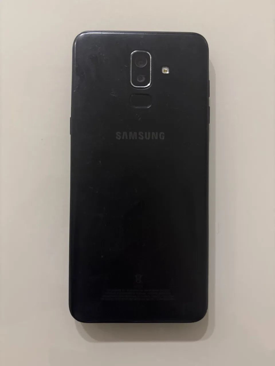 Samsung J8 - Foto 2