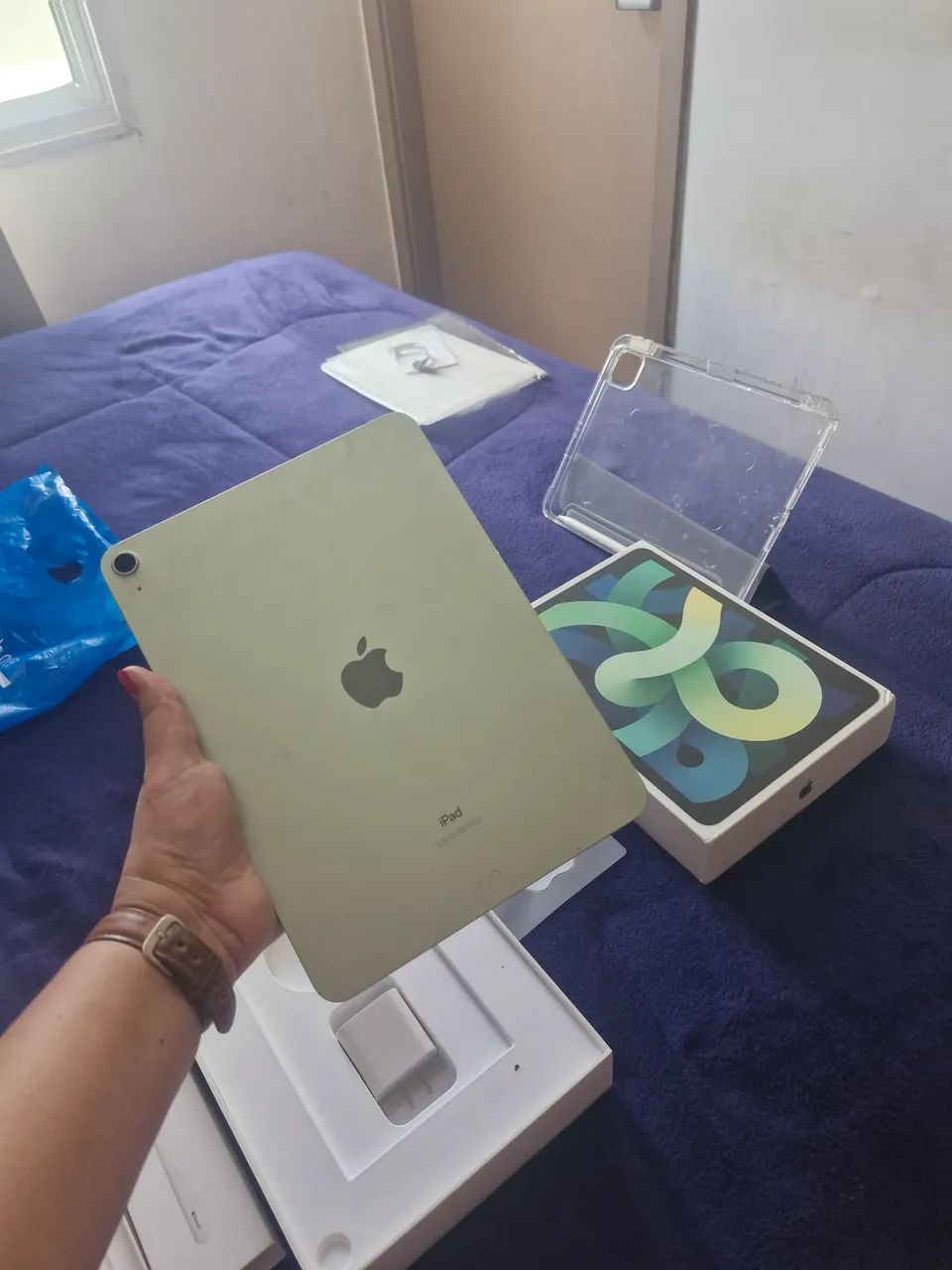 Ipad Air 4, 68 gb, verde + Apple pencil 2° geração, + capa - Foto 3