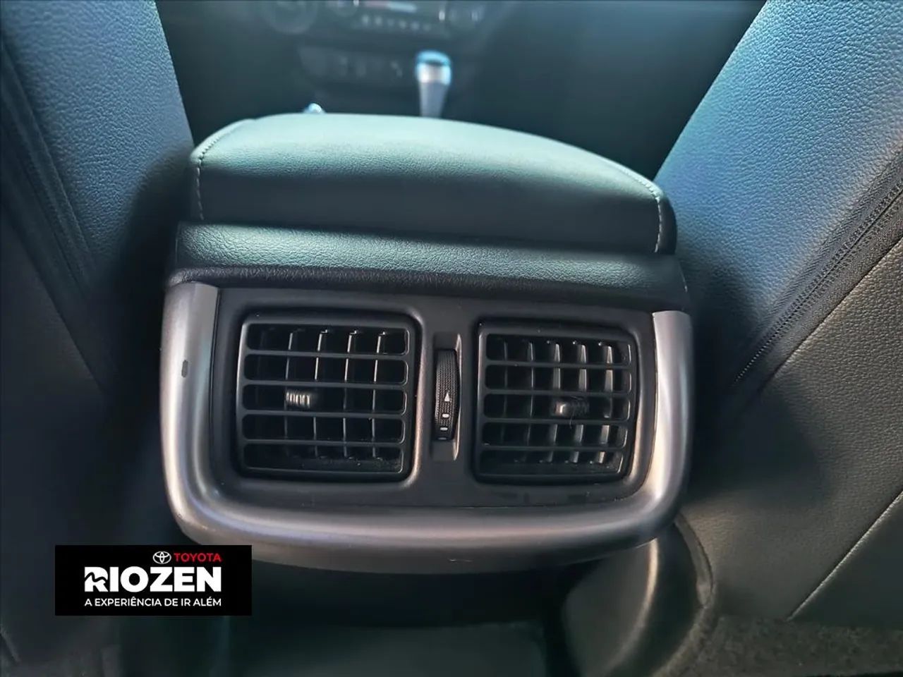 TOYOTA HILUX 2.8 D-4D TURBO DIESEL CD SRX 4X4 AUTOMÁTICO - Foto 5