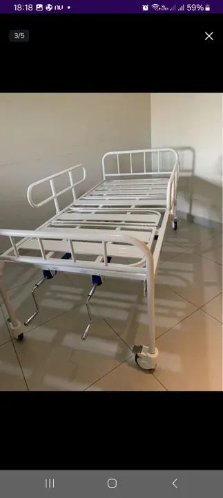 Cama hospitalar manual com colchão  - Foto 5