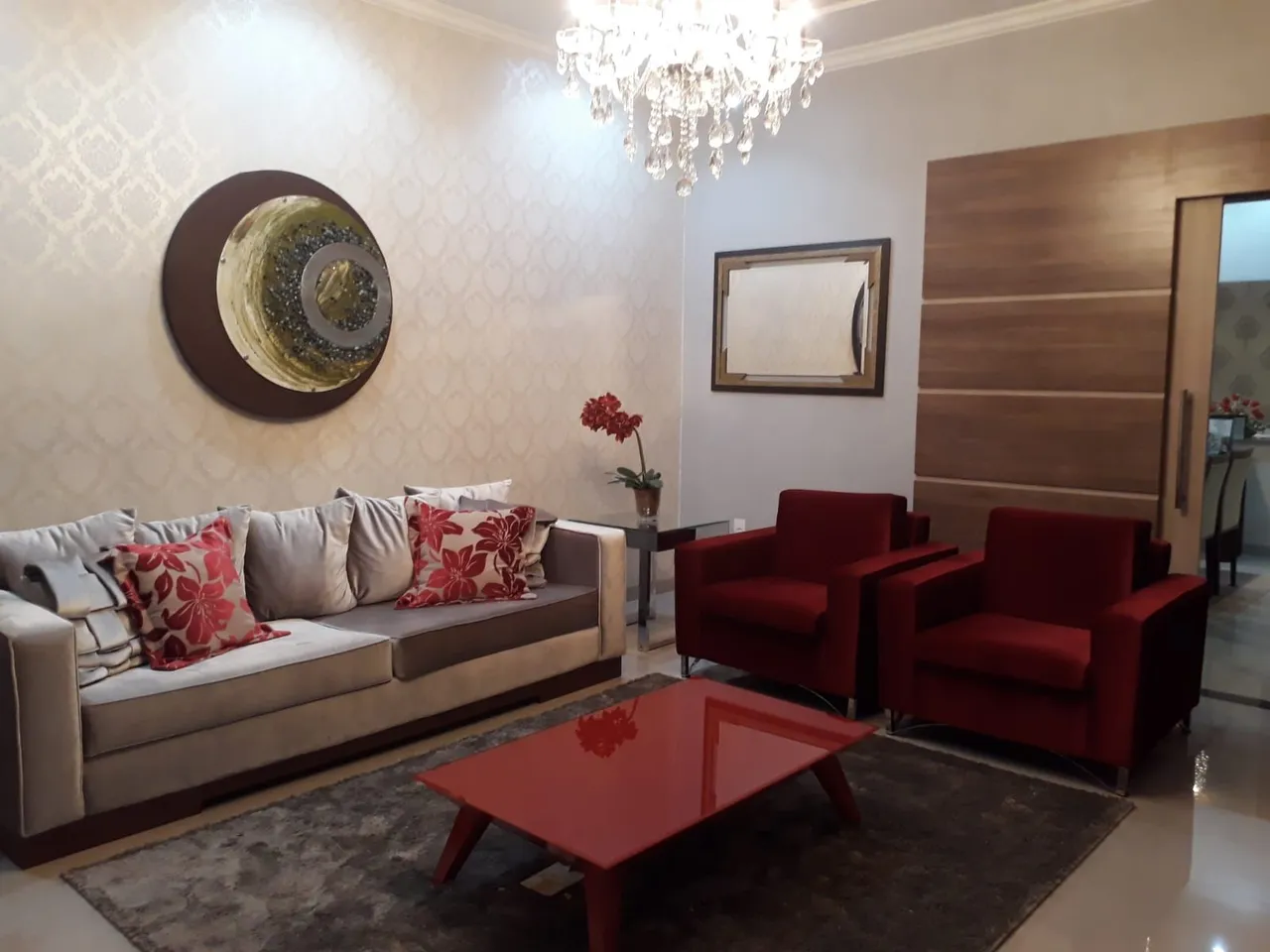 Excelente casa mobiliada