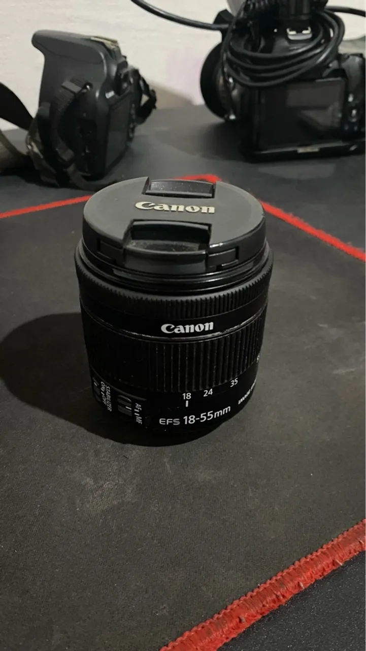 Canon EF-S 18-55 STM