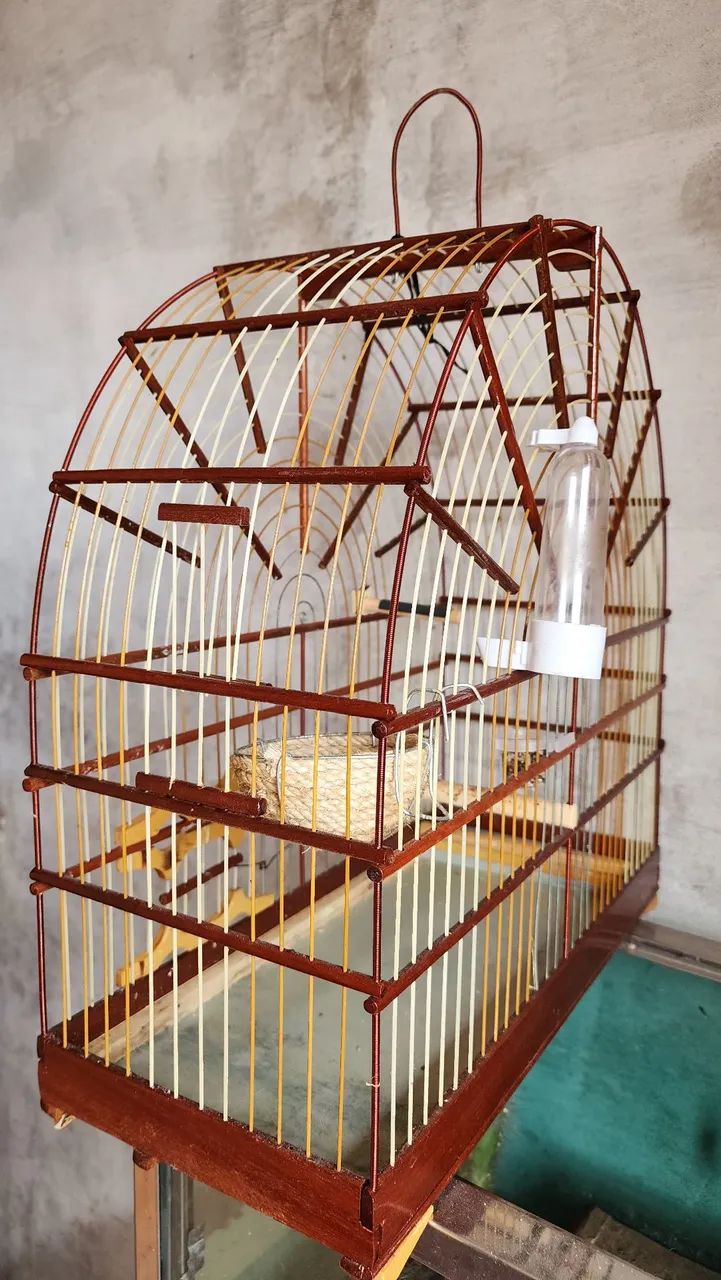 Gaiola de madeira para pássaros - Foto 2