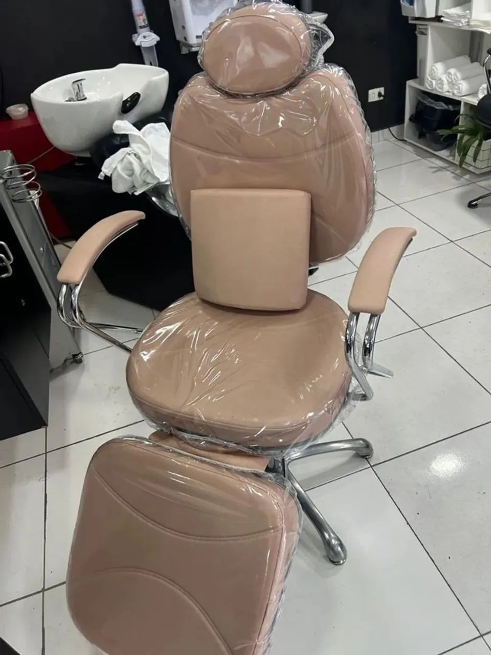 REFORMA DE  CADEIRAS:: SALÃO  - Foto 4