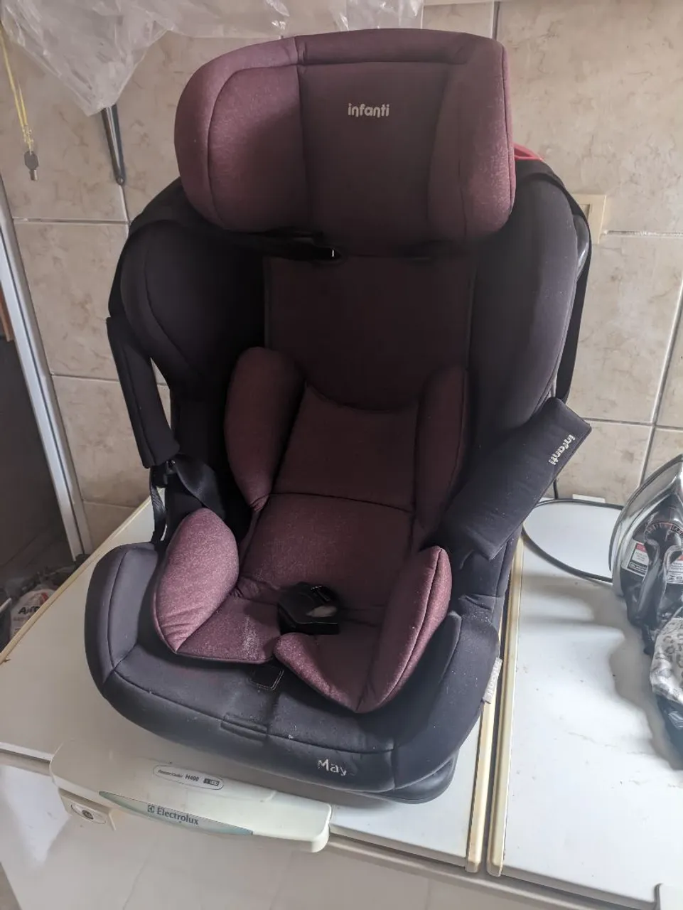 Cadeira Infantil Infanti May - Conforto e Segurança