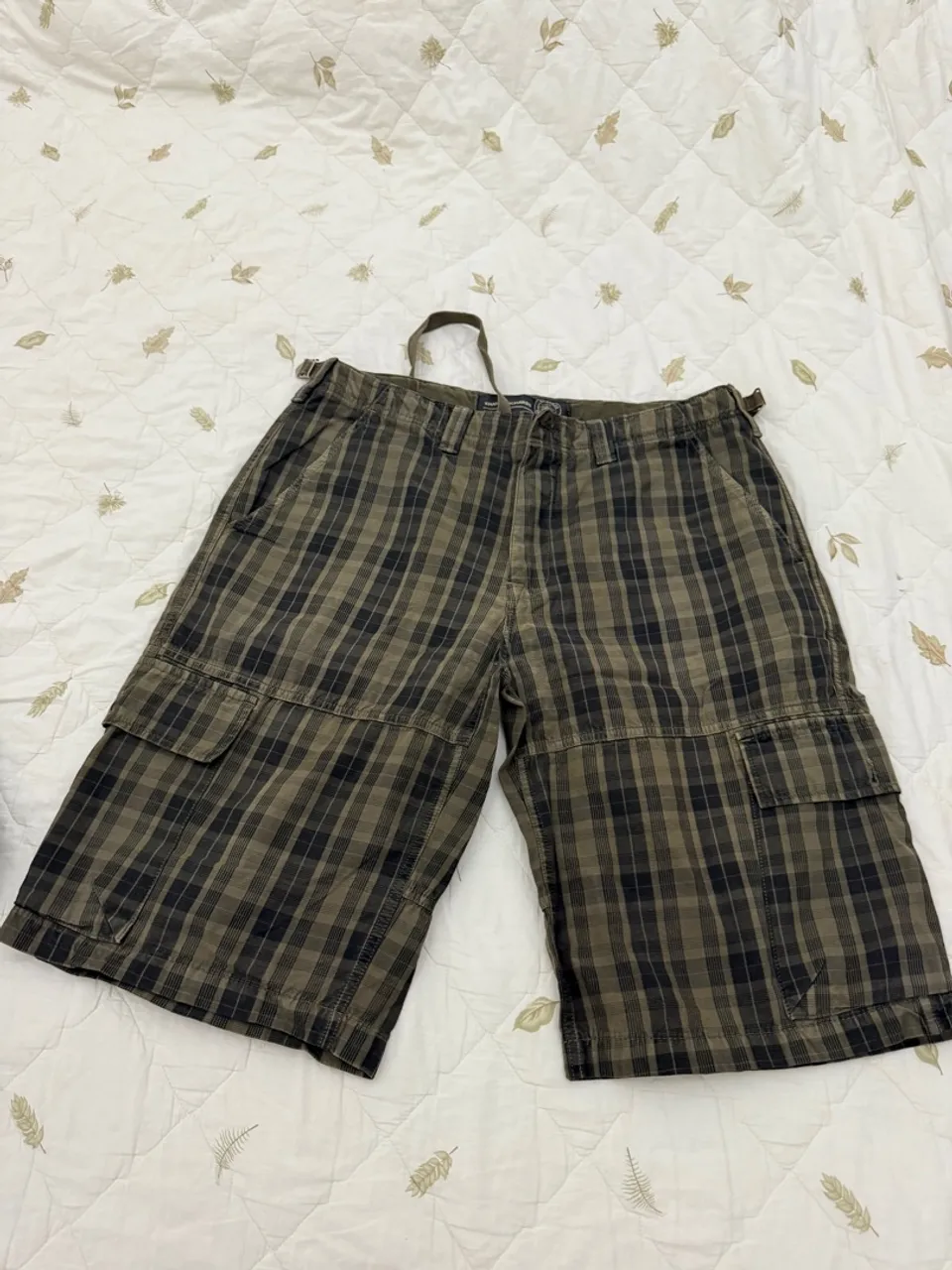 Bermuda Cargos richards